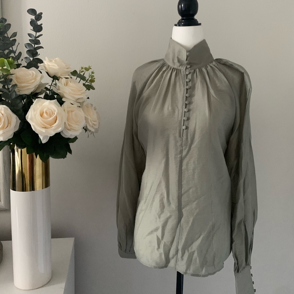 Pistachio shirt